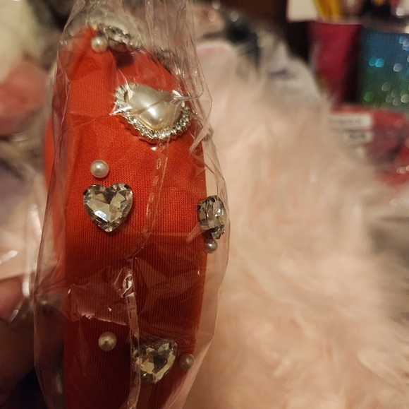 Cute Red Headband - Picture 2 of 3